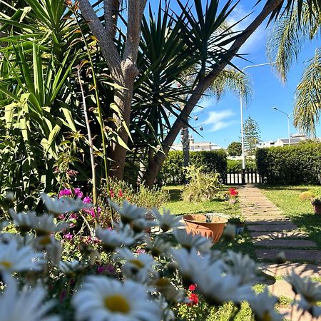 Agua Marina Villa Avola Buitenkant foto